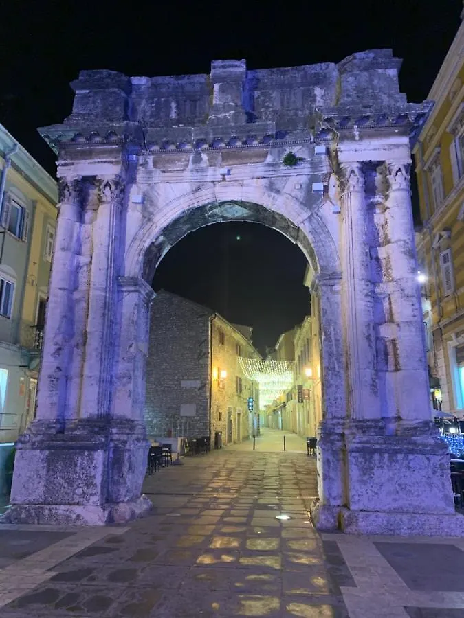 Apartment Pula Mon Amour
