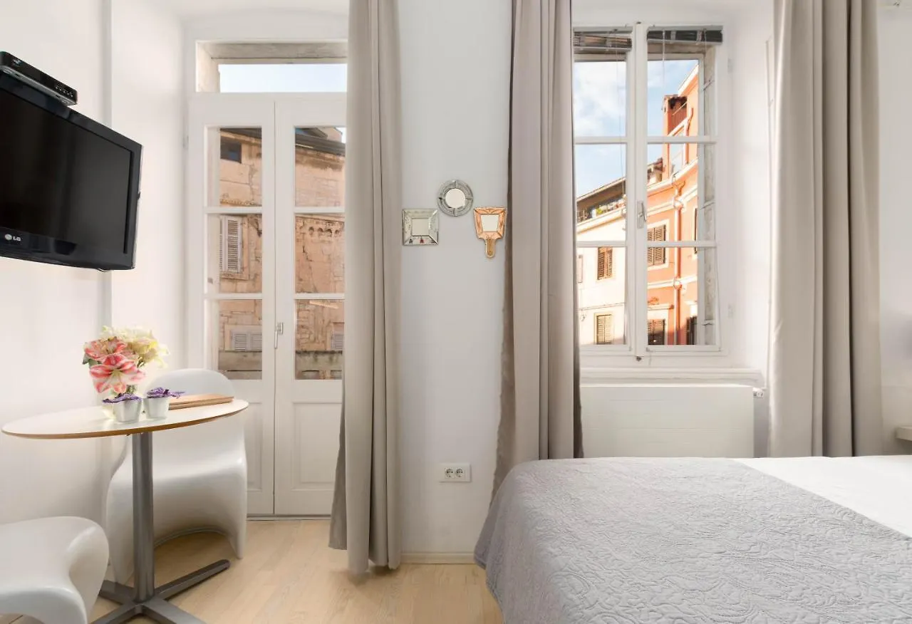 Apartment Pula Mon Amour Croatia